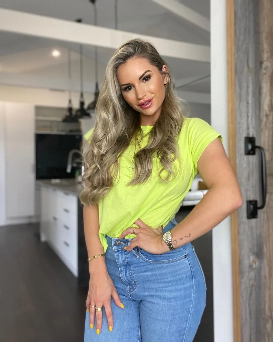 Amy Lee Summers photo 2 — Blonde, Athletic