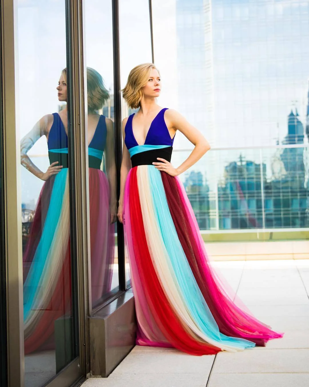 Amy Owens photo 7 — Blonde, Blue