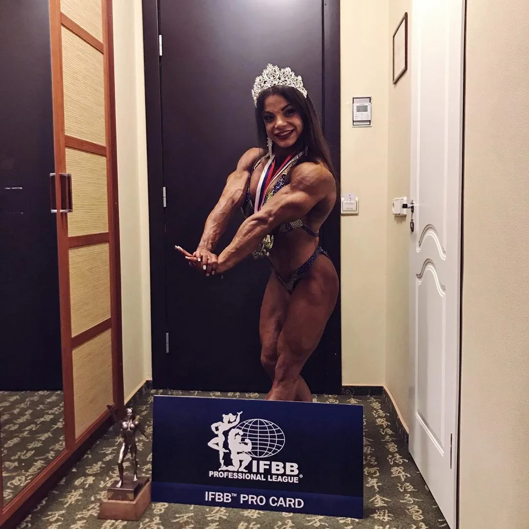 Anastasia Leonova photo 15 — Muscular, Brown