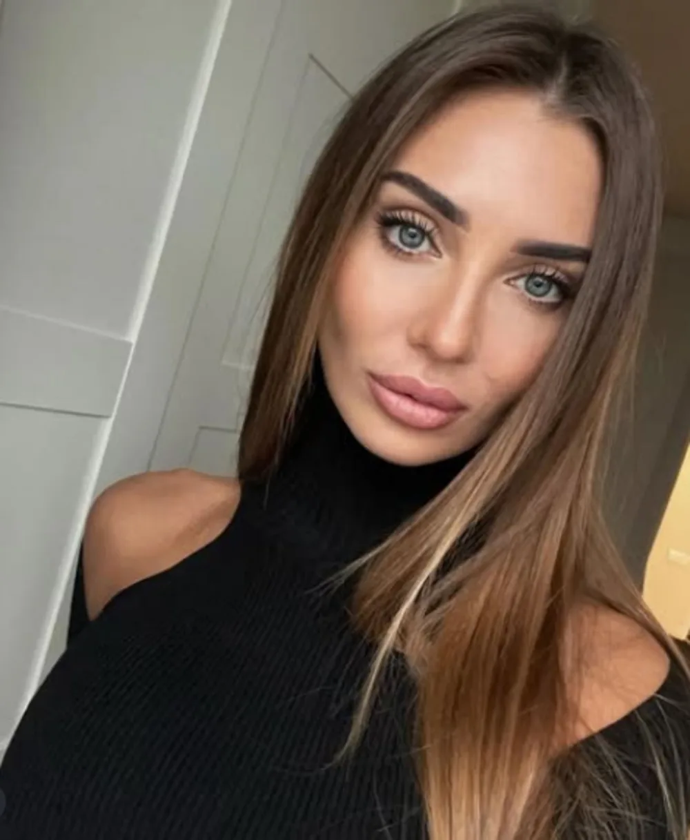 Anastasia Zametnaya photo 8 — Brown, Slim