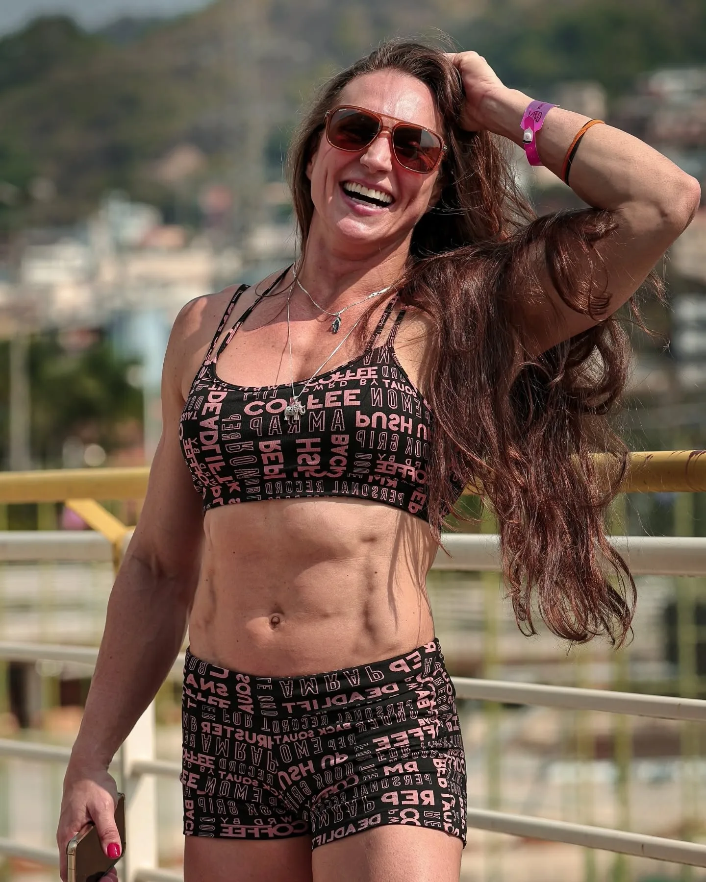 Andreia Pinheiro photo 1 — Muscular, Fitness Trainer, Influencer, Sportswoman: CrossFit athlete