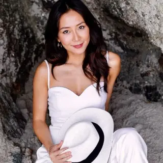 Angela Zhou photo 13 — New Zealand, Asian