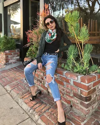 Angela Zhou photo 6 — Actress, Producer, Writer, New Zealand