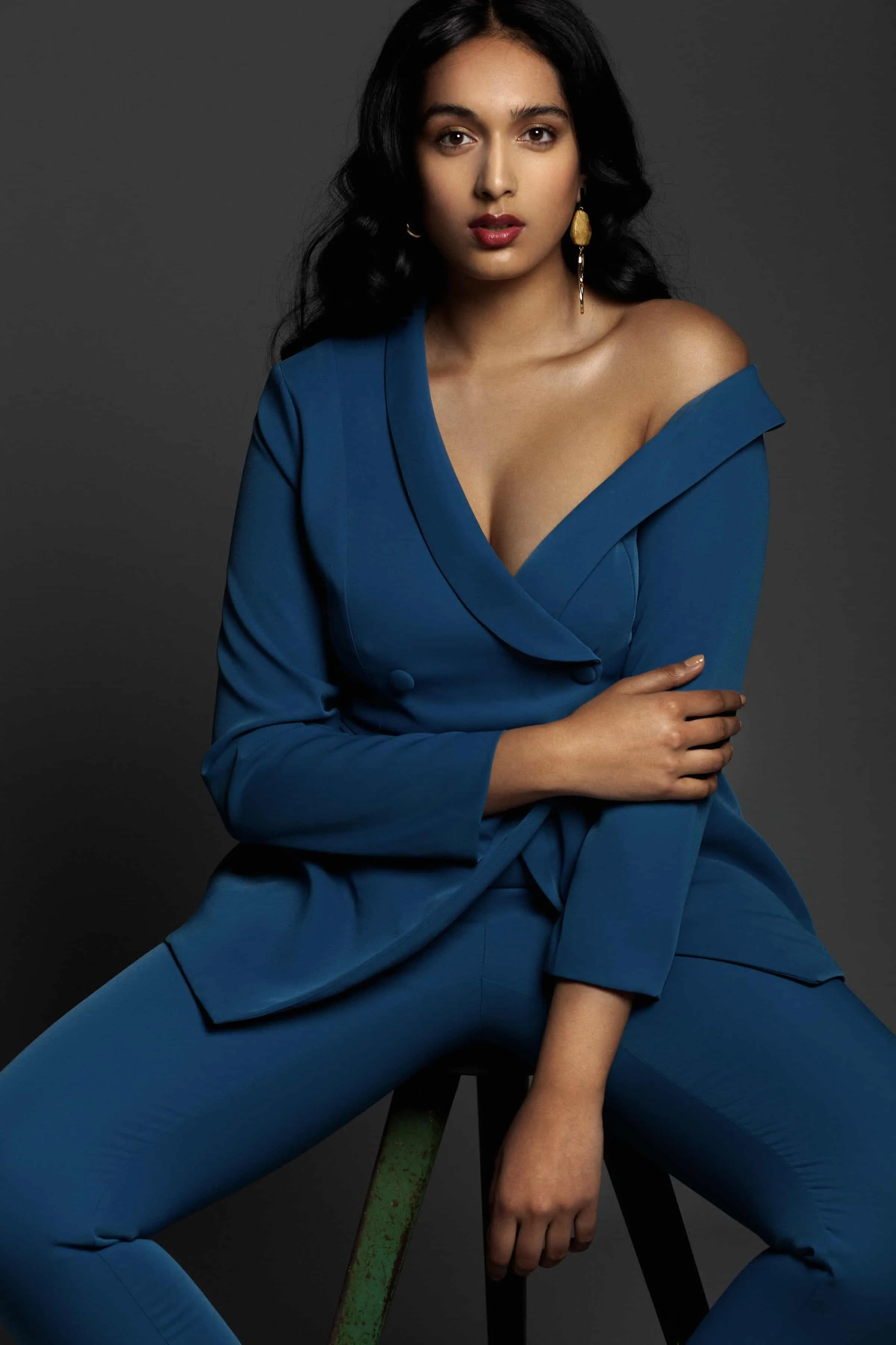 Anjali Mohan photo 1 — Indian, Black