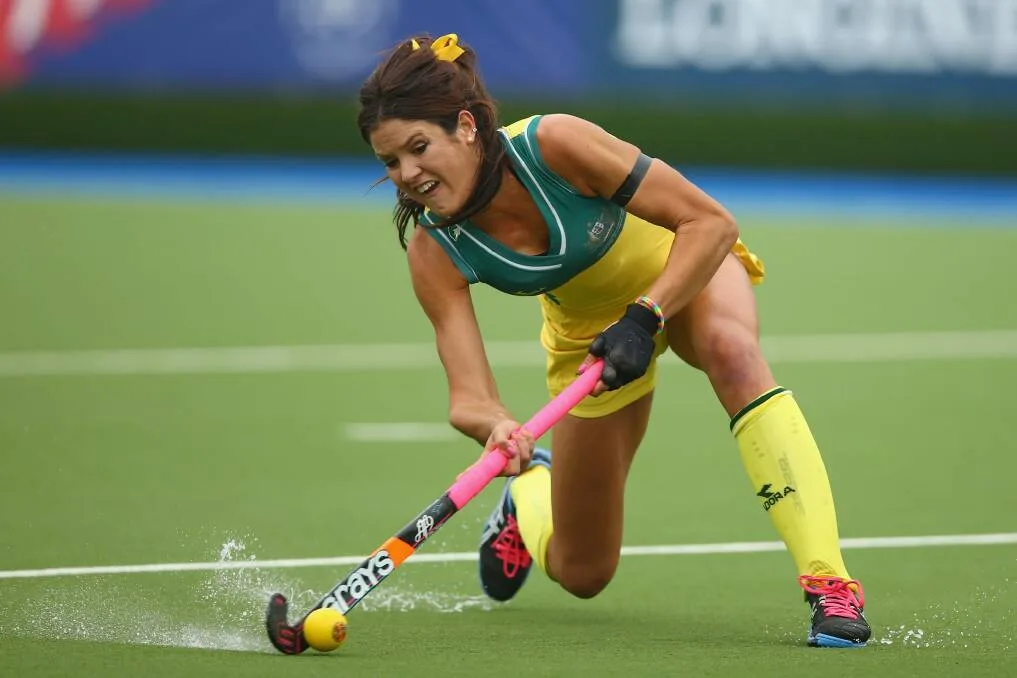 Anna Flanagan photo 7 — Australian, Brown