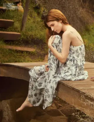 Anna Kendrick photo 10 — Blue, Caucasian