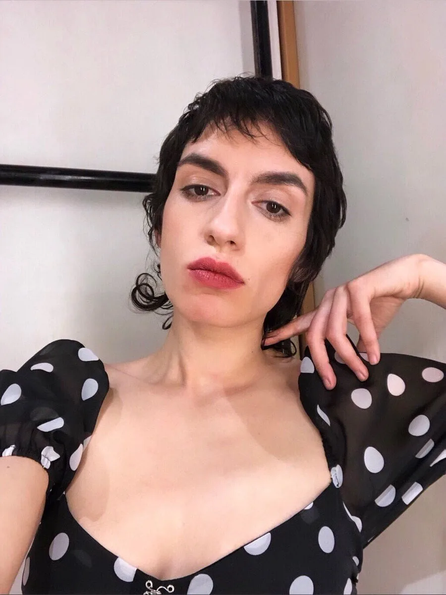 Anna Khachiyan photo 12 — Actress, Podcaster, Writer, American),  (Armenian),  (Russian