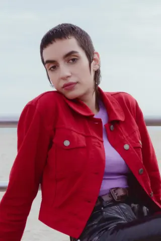 Anna Khachiyan photo 4 — Brown, Caucasian