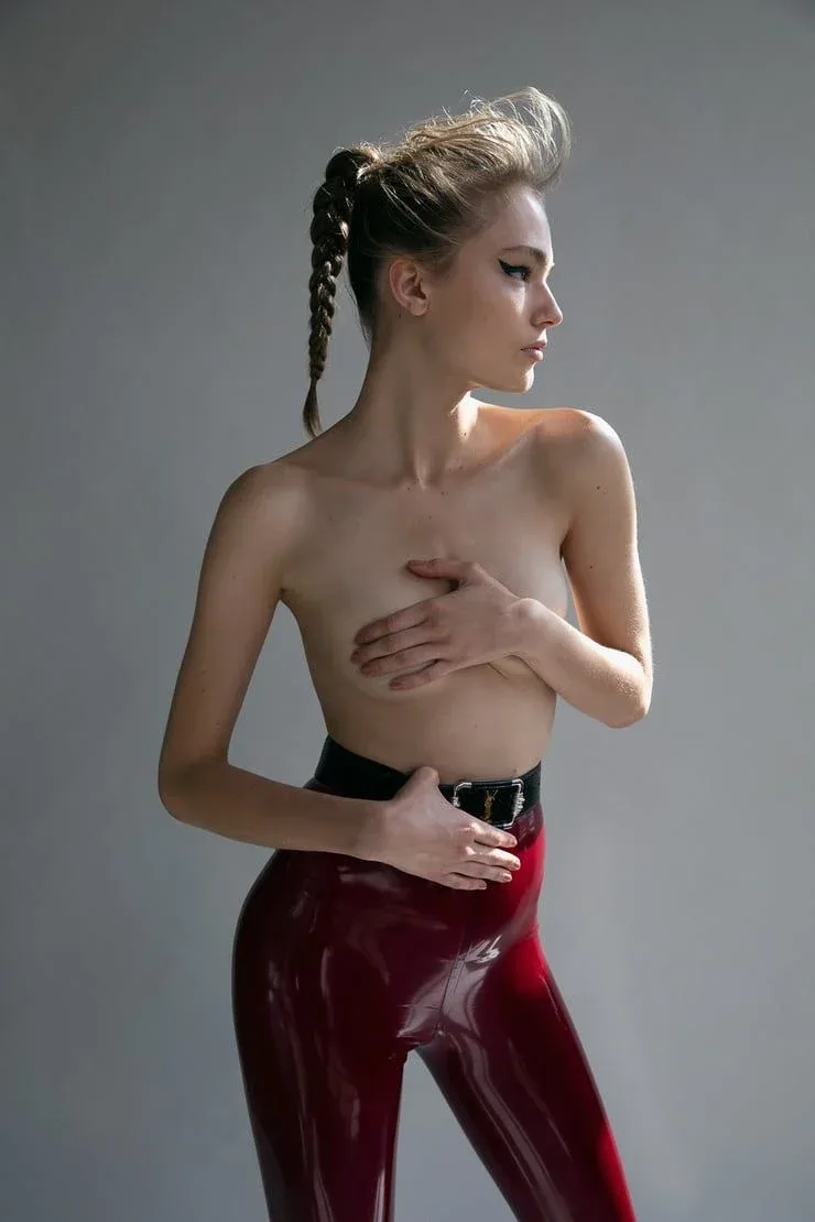Anna Mila Guyenz photo 10 — Blue, Caucasian