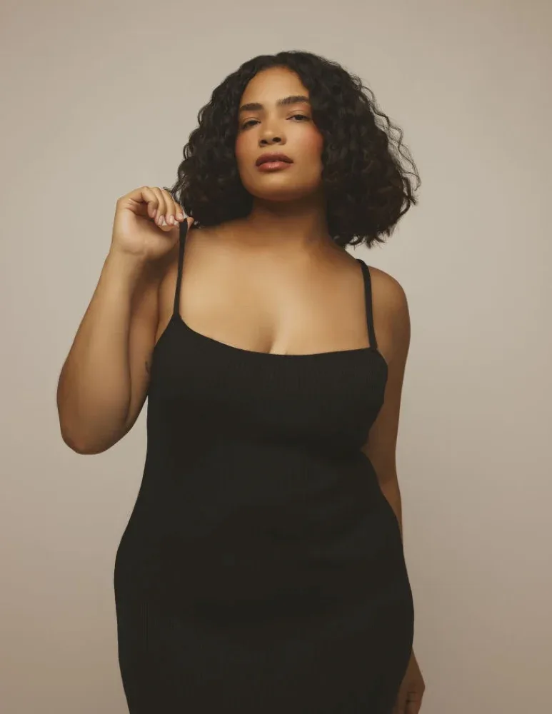 Annelise Cepero photo 2 — Black, Chubby