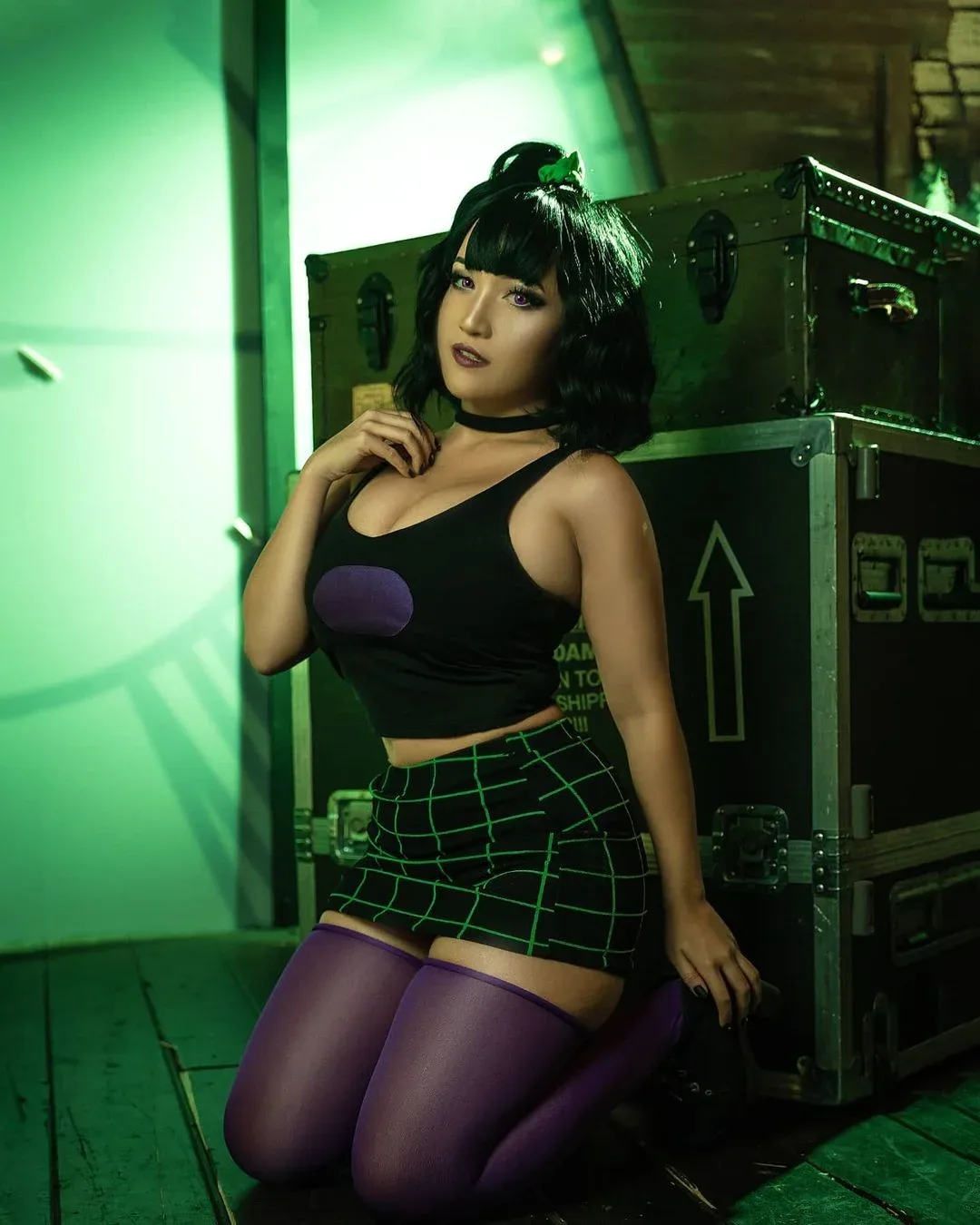 Annjela Saet photo 8 — Brown, Average