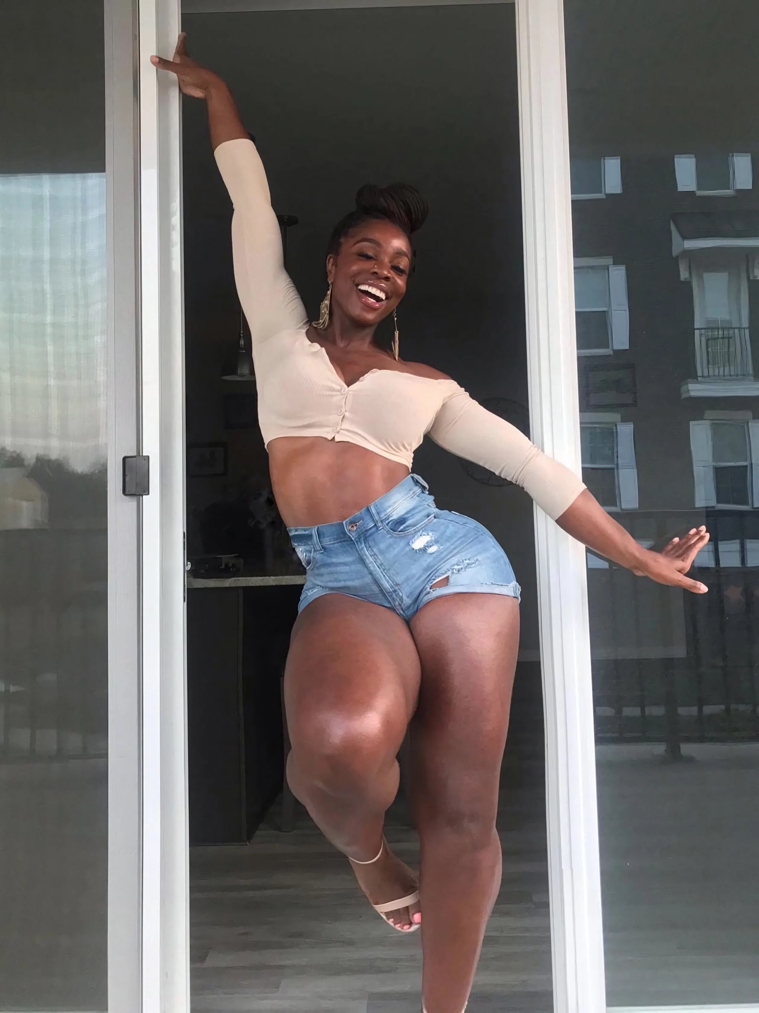 Anowa Adjah photo 13 — American),  (Nigerian, Black