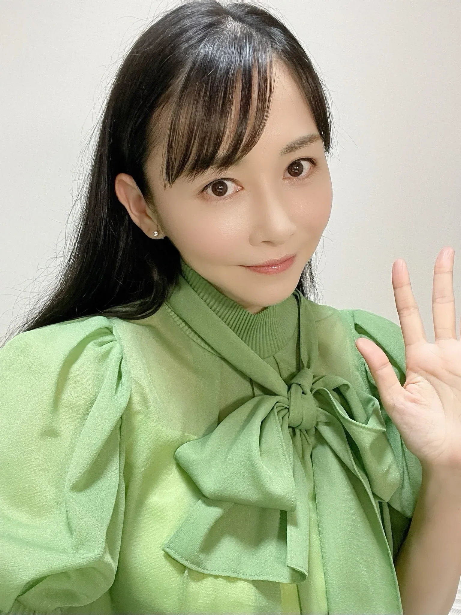 Anri Sugihara photo 12 — Business Woman, Gravure Idol (former), YouTuber, Japanese