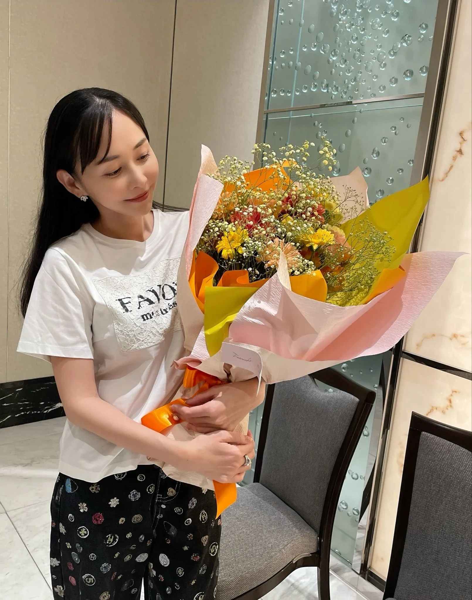 Anri Sugihara photo 13 — Japanese, Black