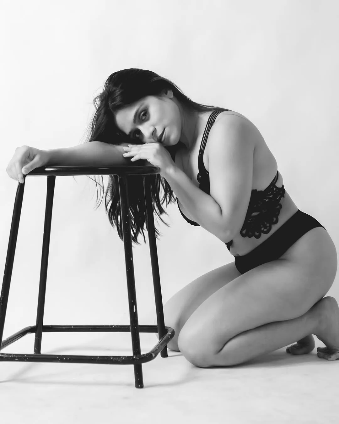 Anushka Joshi photo 14 — Black, Average