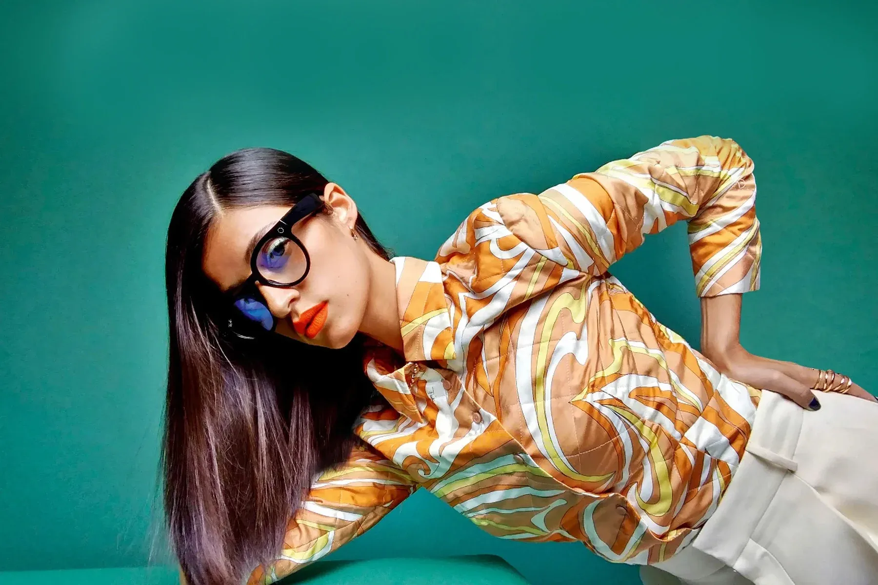 Anya Chalotra photo 11 — Mixed-race (primarily Asian), Actress