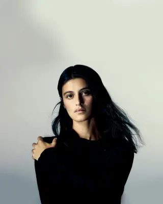 Anya Chalotra photo 9 — Slim, Brown