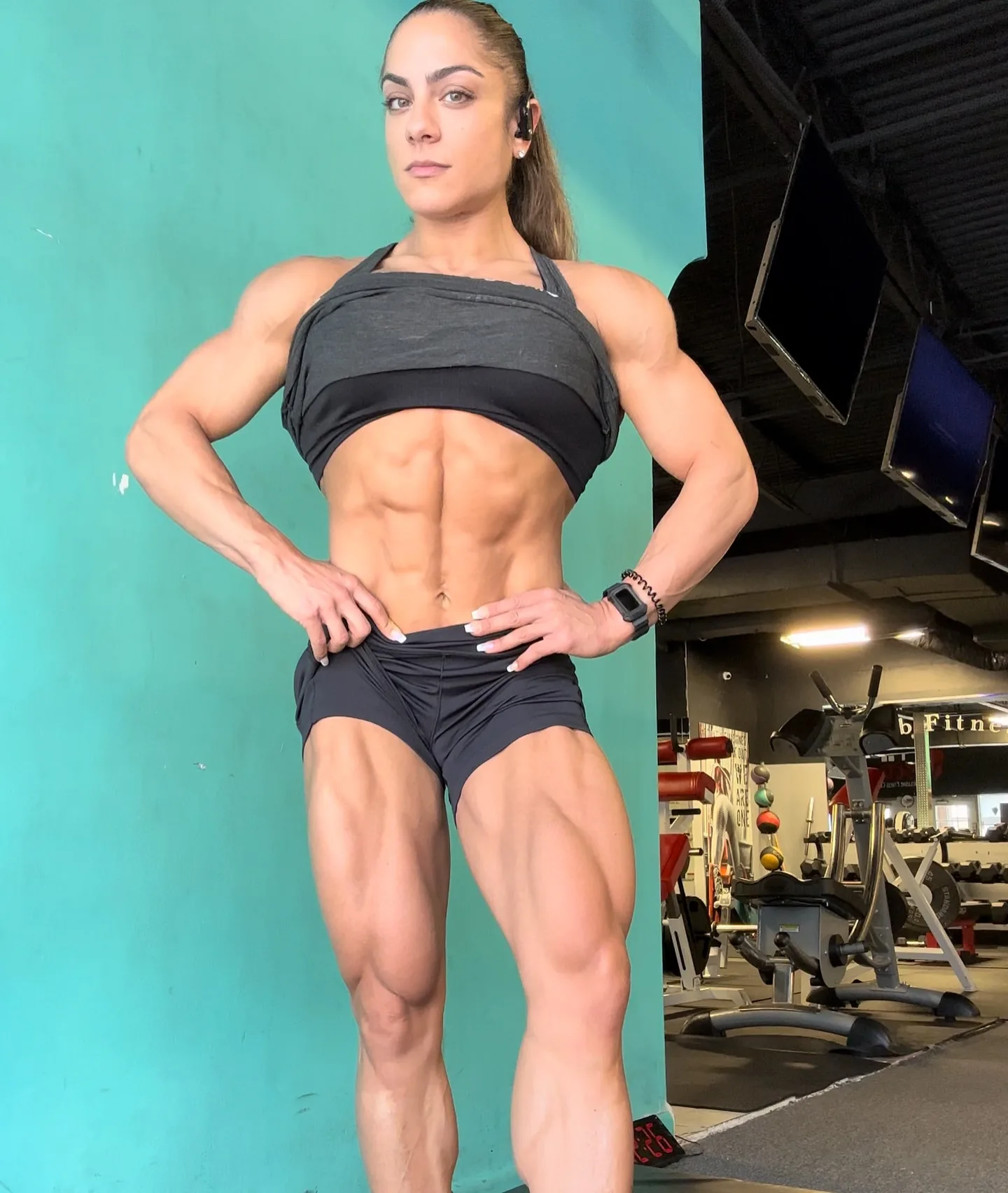 Ariel Khadr photo 10 — Brown, Caucasian