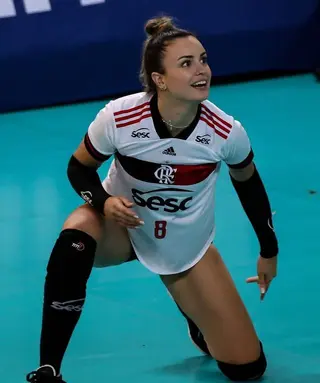 Ariele Ferreira photo 13 — Brown, Latin