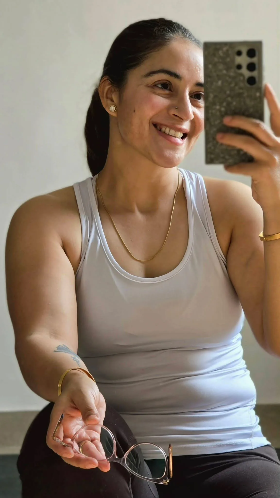 Arti Raghuvanshi photo 13 — Indian, Black