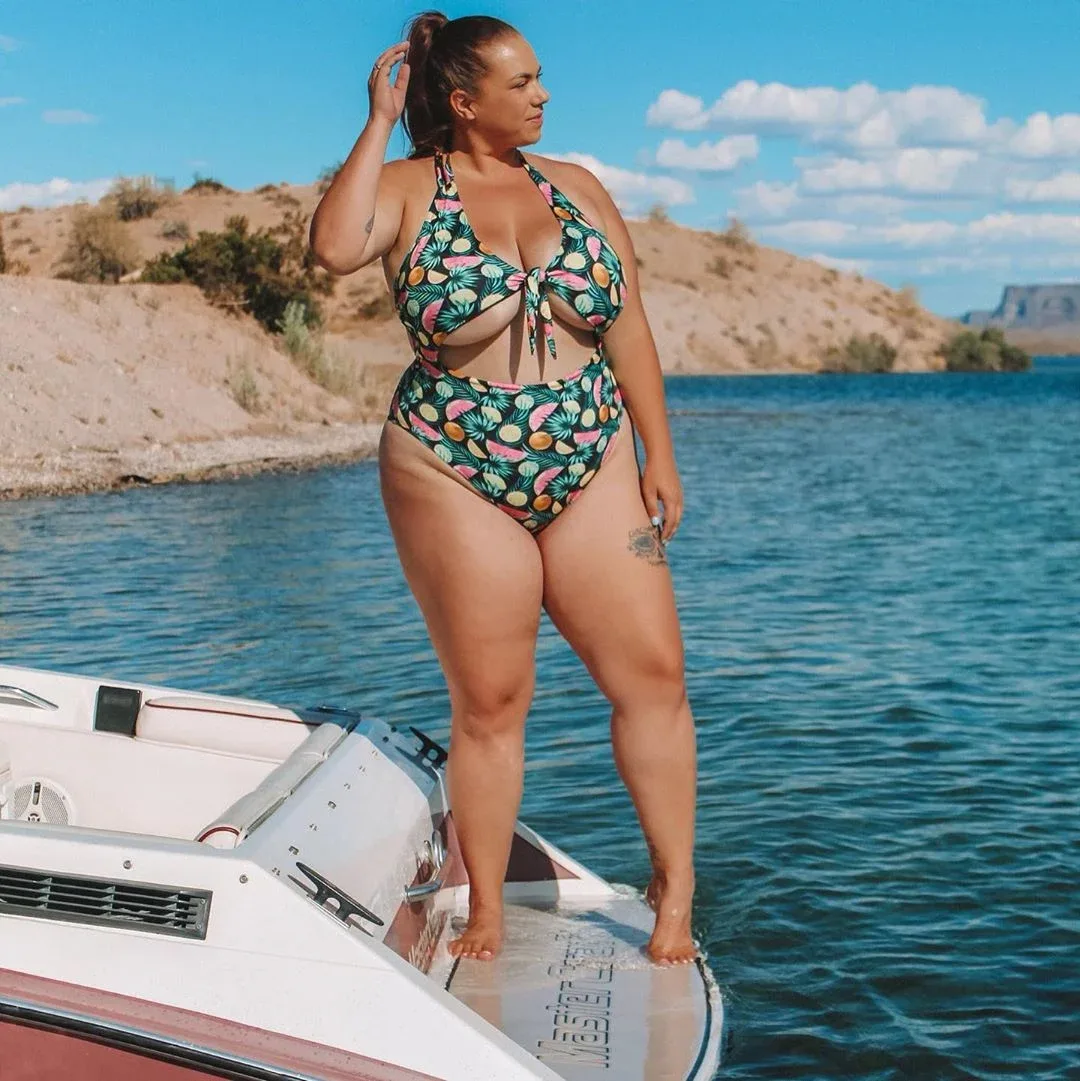 Ashleigh Dunn photo 9 — BBW, Blue