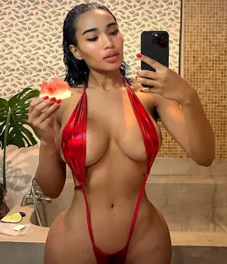Ashley Ilene photo 17 — Mixed-race (primarily Black), Content Creator (Non-Adult), Digital Creator, Fashion Designer, Glamour Model, Influencer, Model