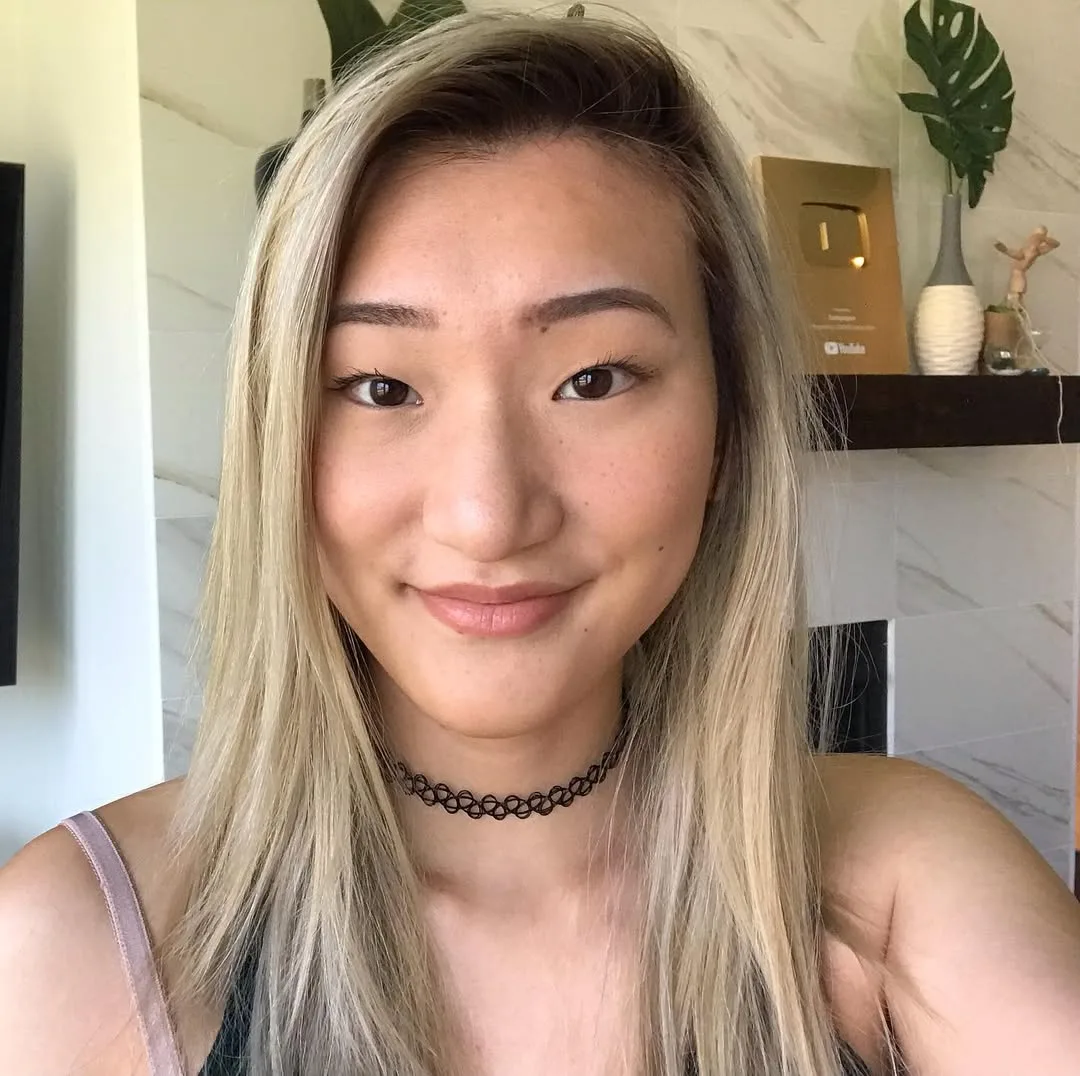 Ashwey Ashley photo 5 — Asian, American