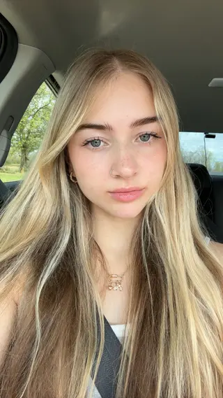 ASMR Berlin photo 4 — ASMR Star, Gamer, TikTok Star, YouTuber, Blonde
