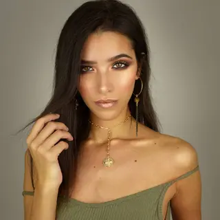 ASMR Glow photo 13 — French),  (Israeli, Brown