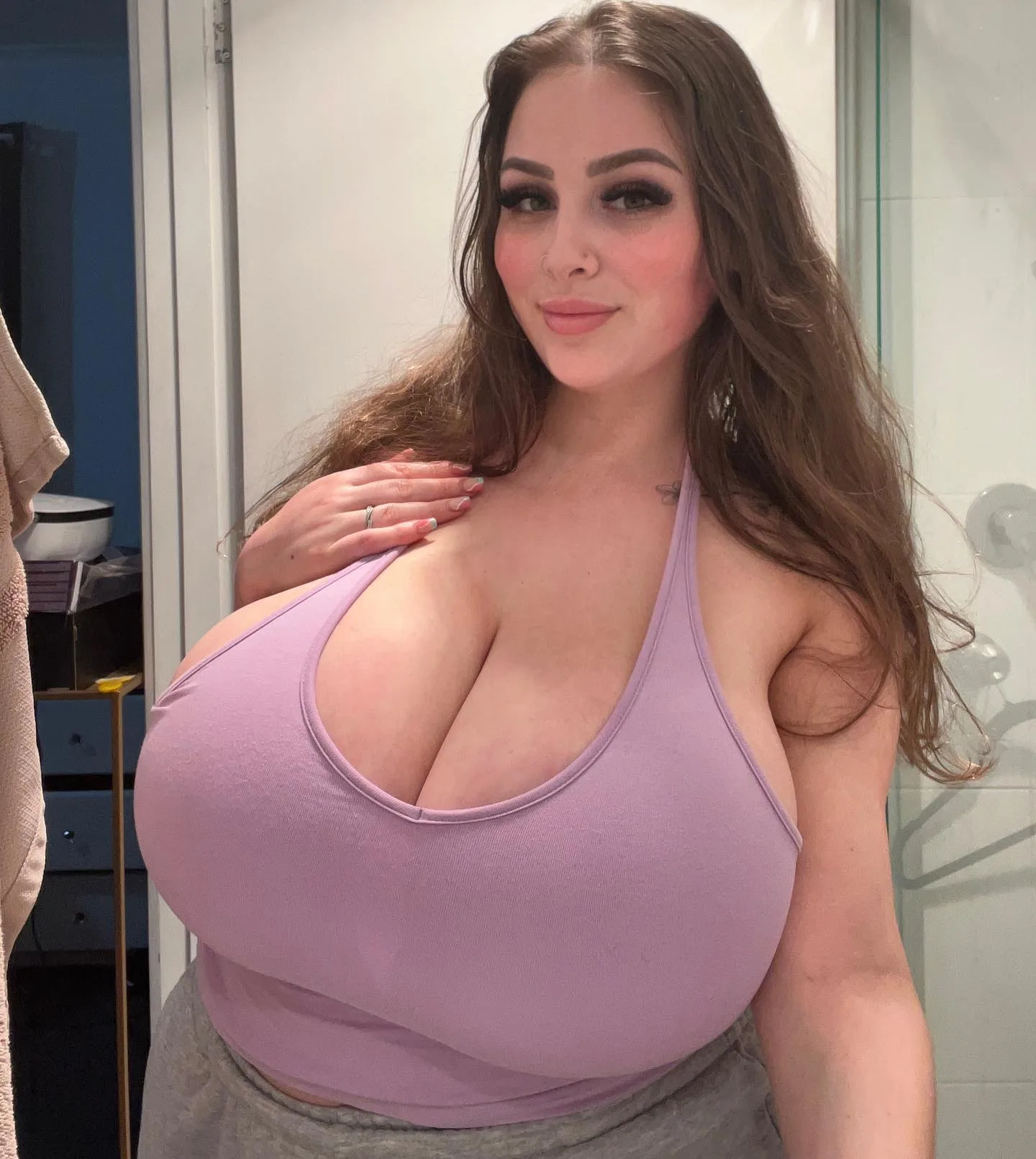 Astarbabyxo photo 17 — Caucasian, Camgirl, Plus Size Model
