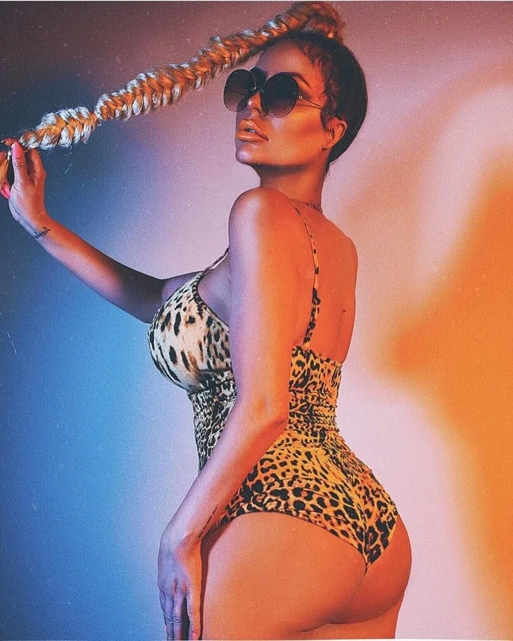 Aubrey O'Day photo 18 — Fashion Designer, Playboy Model (former), Reality TV Star, American