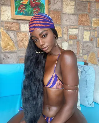 Aujene Butler photo 14 — Black, Slim
