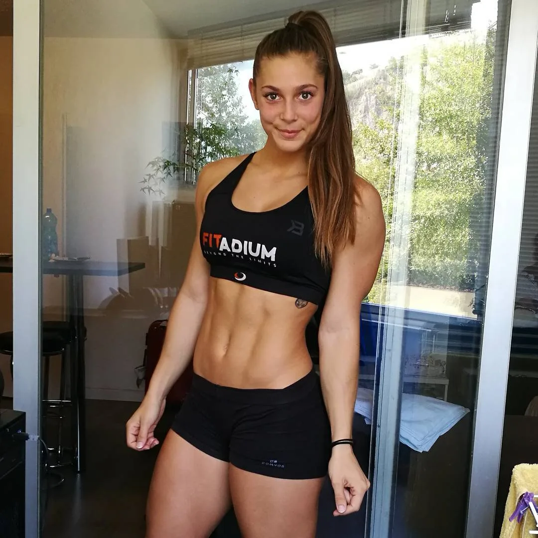 Auxane Micheneau photo 12 — Exotic Dancer, Fitness Model, Fitness Trainer, French