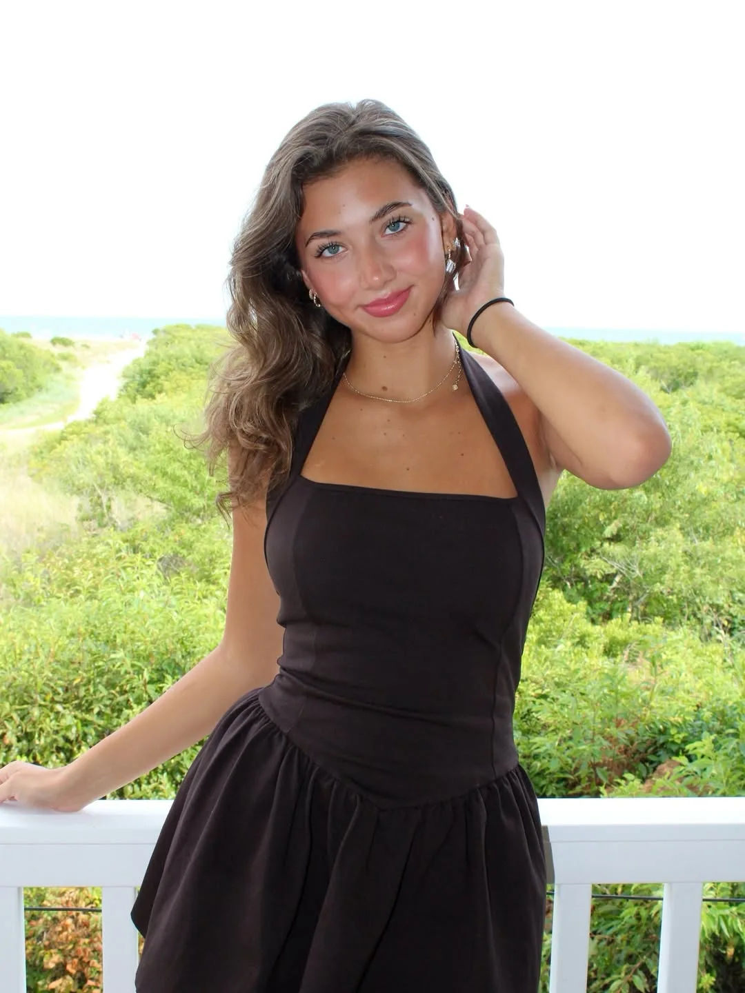 Ava Cingiser photo 2 — Brown, Slim