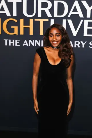 Ayo Edebiri photo 5 — Black, Activist, Actress, Comedian, Influencer, Producer, TikTok Star, Voice Actress, Writer