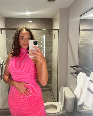 Ayoka Lee photo 5 — Mixed-race (primarily Black), Sportswoman: Basketball Player
