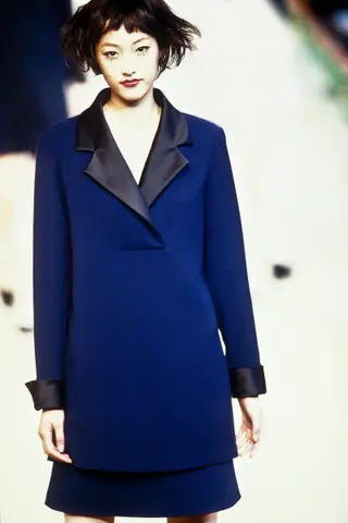 Ayumi Tanabe photo 2 — Black, Slim
