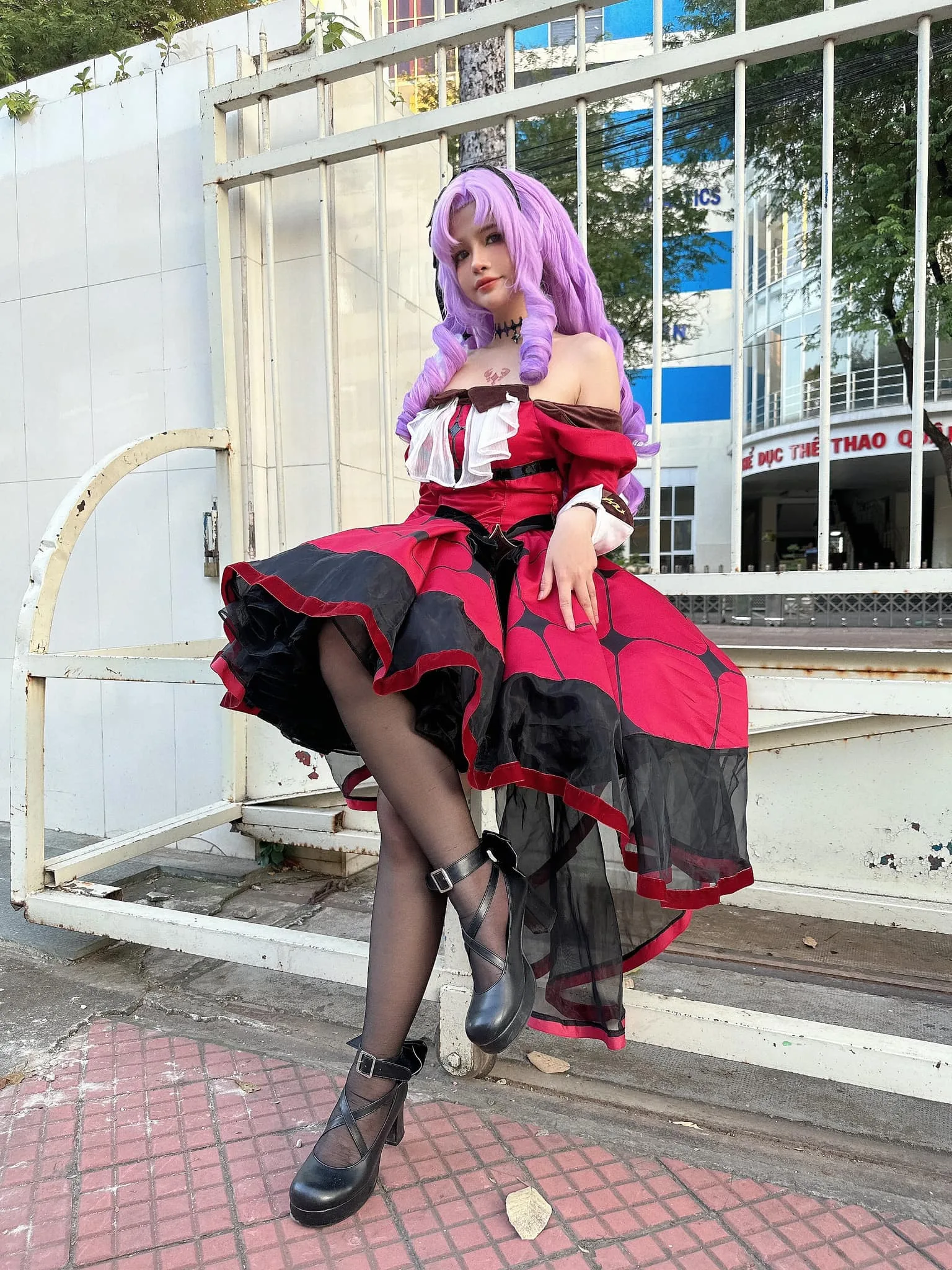 Azami photo 10 — Brown, Asian
