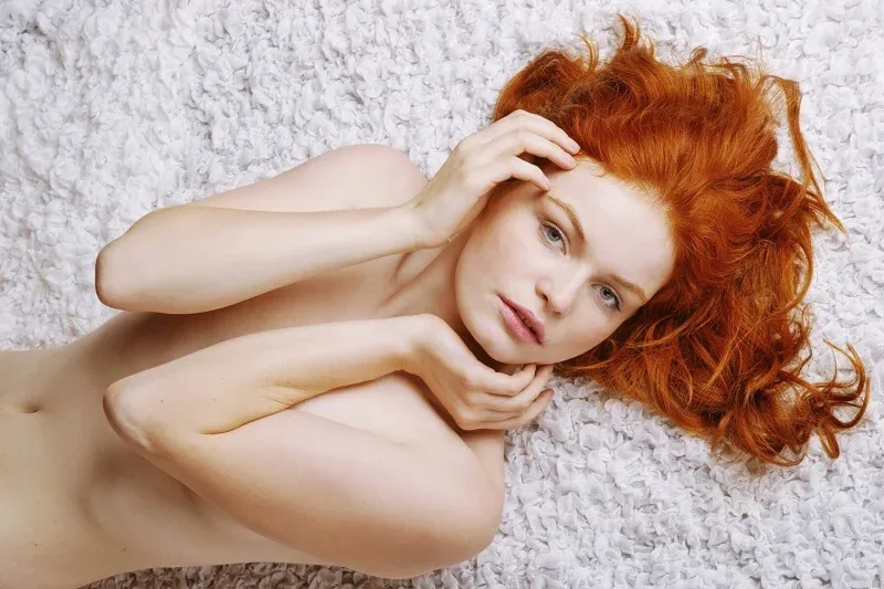 Barbara Babeurre photo 2 — Red, Average