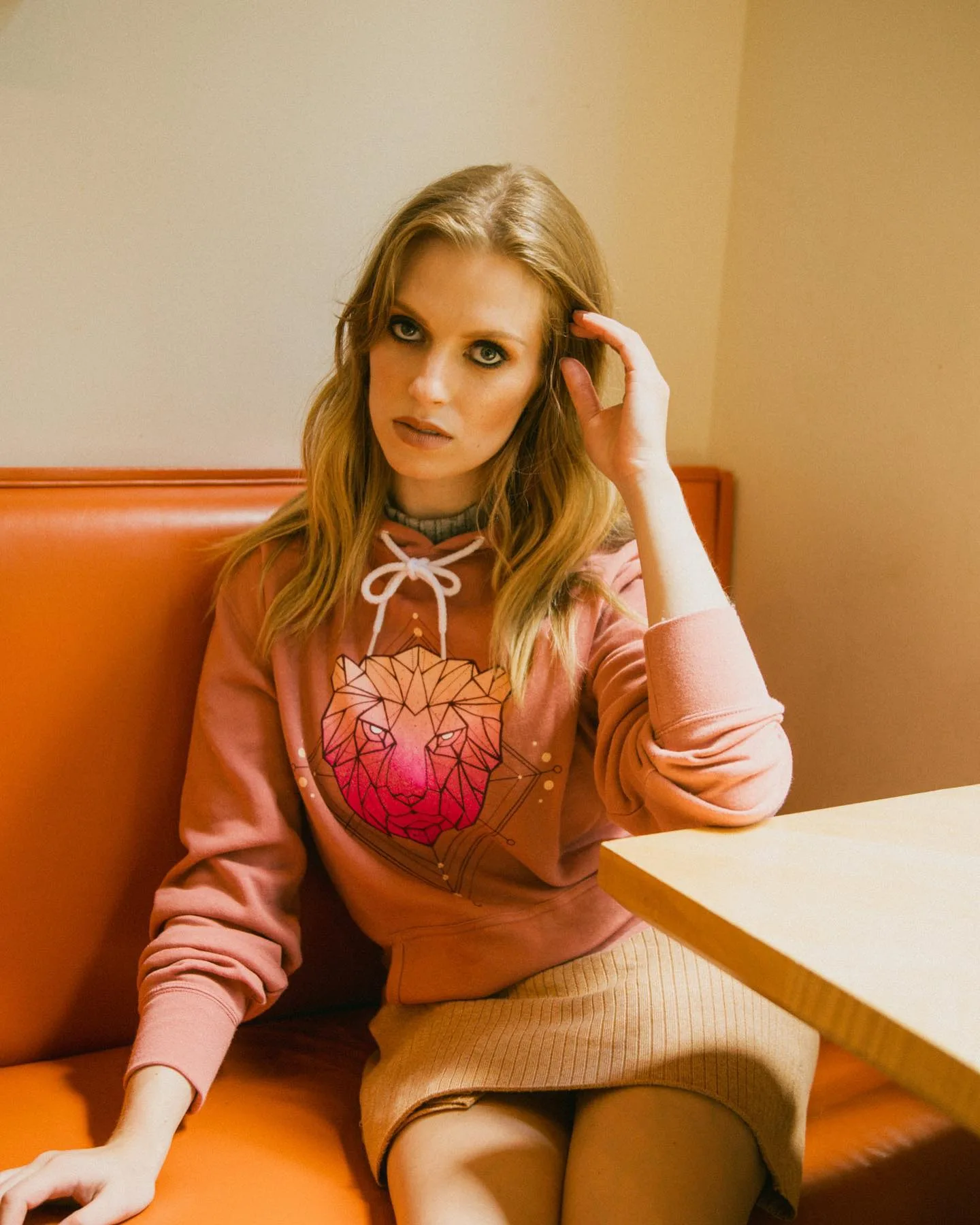 Barbara Dunkelman photo 10 — Blue, Caucasian