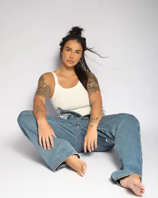 Barbara Labres photo 5 — Caucasian, Artist, Influencer, Musician