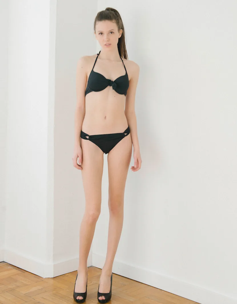 Becca Quinn photo 16 — Brown, Caucasian