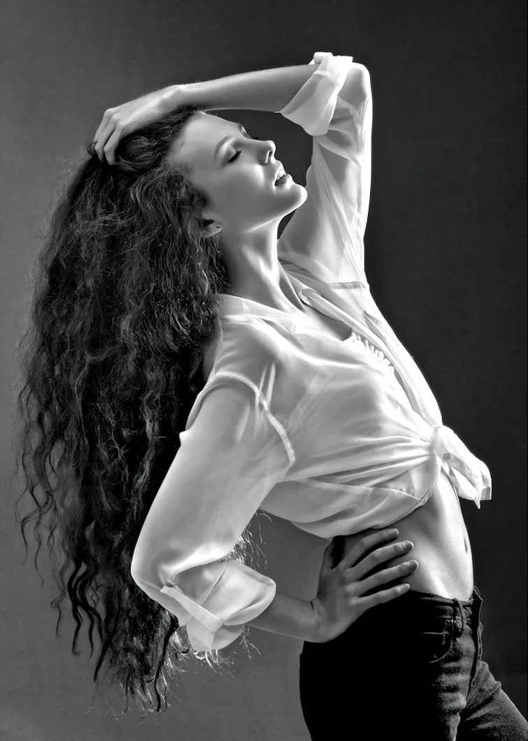 Becca Quinn photo 5 — Caucasian, Model