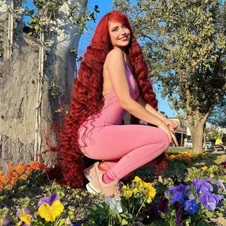 Bella Duenas photo 11 — Latin, Dentist, Influencer