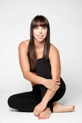 Beth Tweddle photo 2 — Brown, Athletic