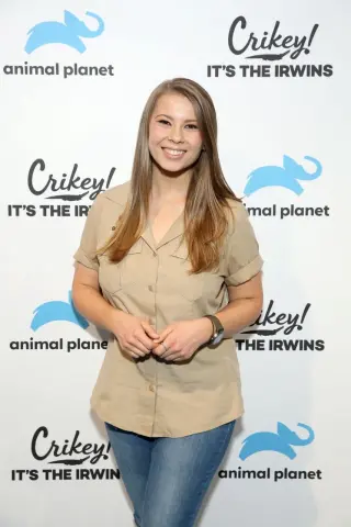 Bindi Irwin photo 10 — Brown, Caucasian