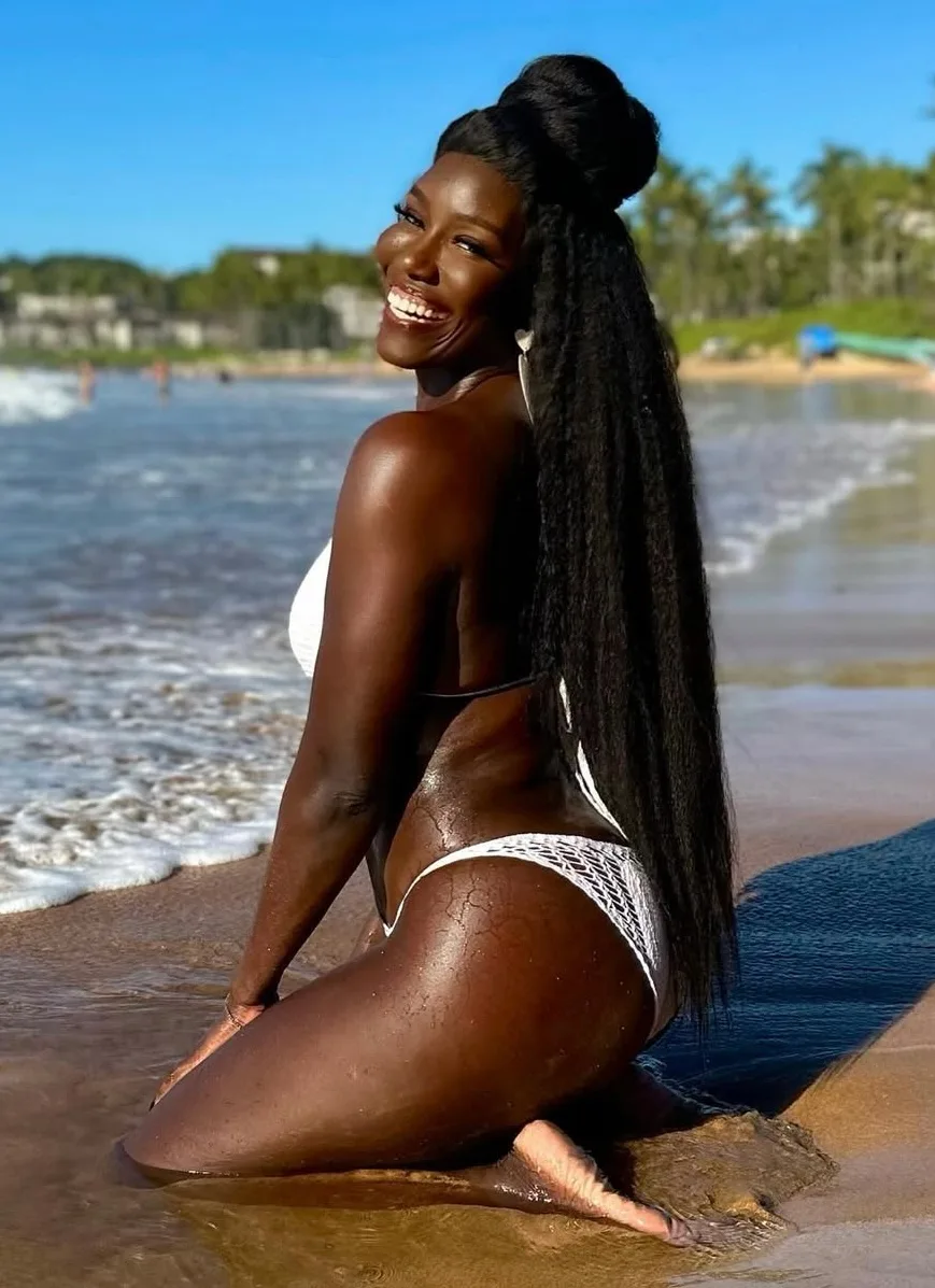 Bozoma Saint John photo 3 — Athletic, Brown