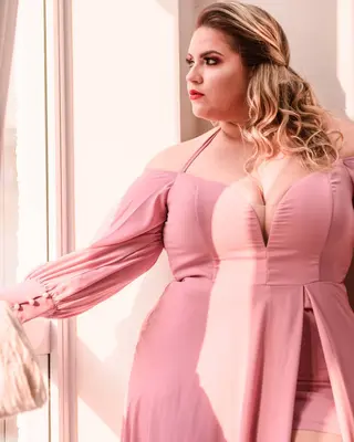 Brena De Oliveira photo 4 — Plus Size Model, Brazilian