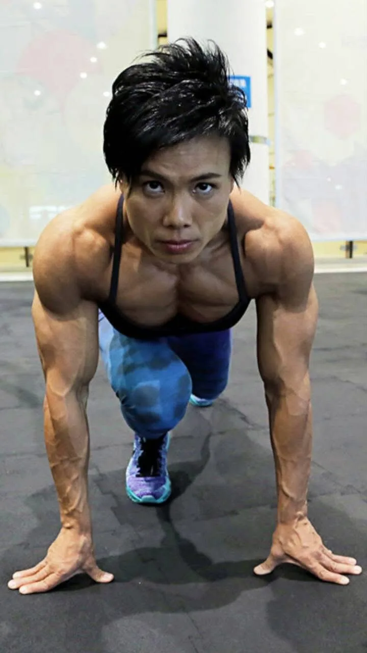 Brenda Lo photo 5 — Asian, Bodybuilder
