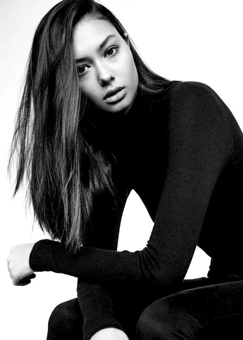Bridget Hollitt photo 16 — Brown, Mixed-race (primarily Asian)